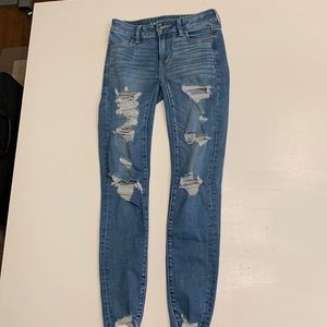 American Eagle High-rise jeans